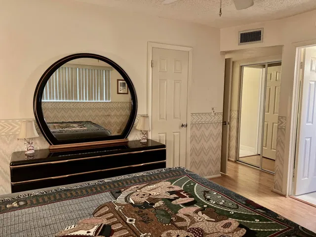 Unit 102 photo 23
