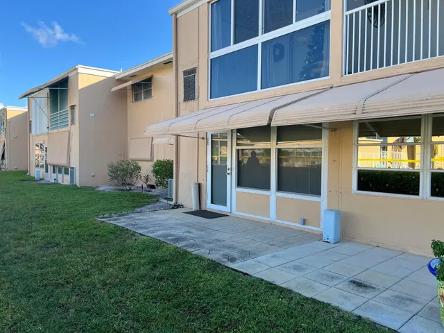 Unit 102 photo 34