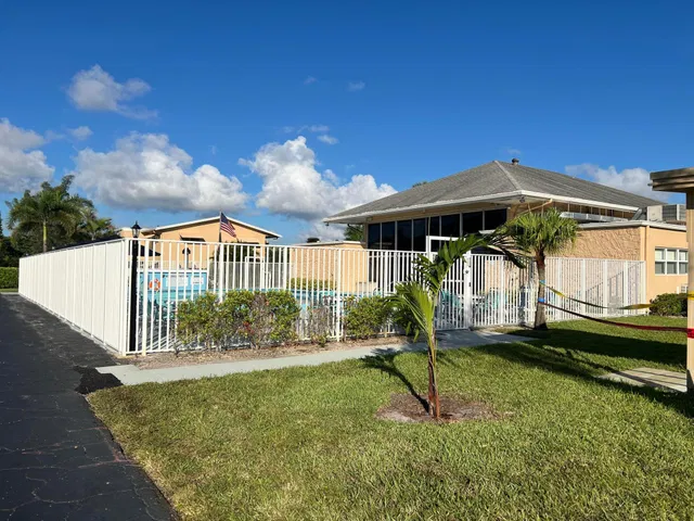 Unit 102 photo 39