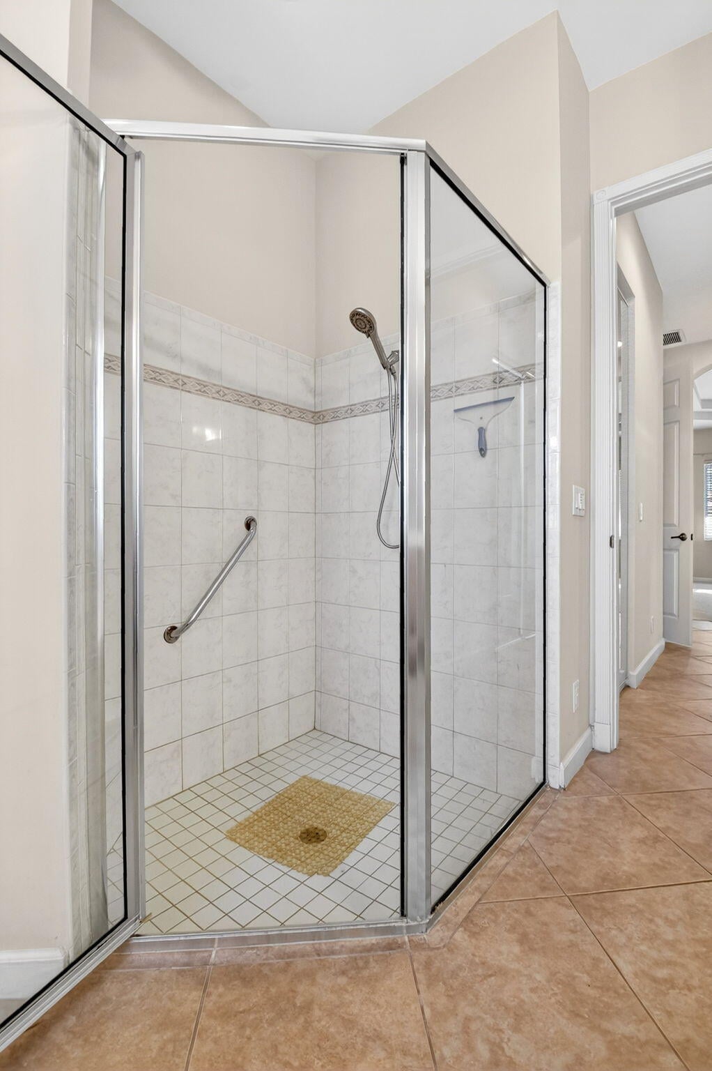 Residence photo 28