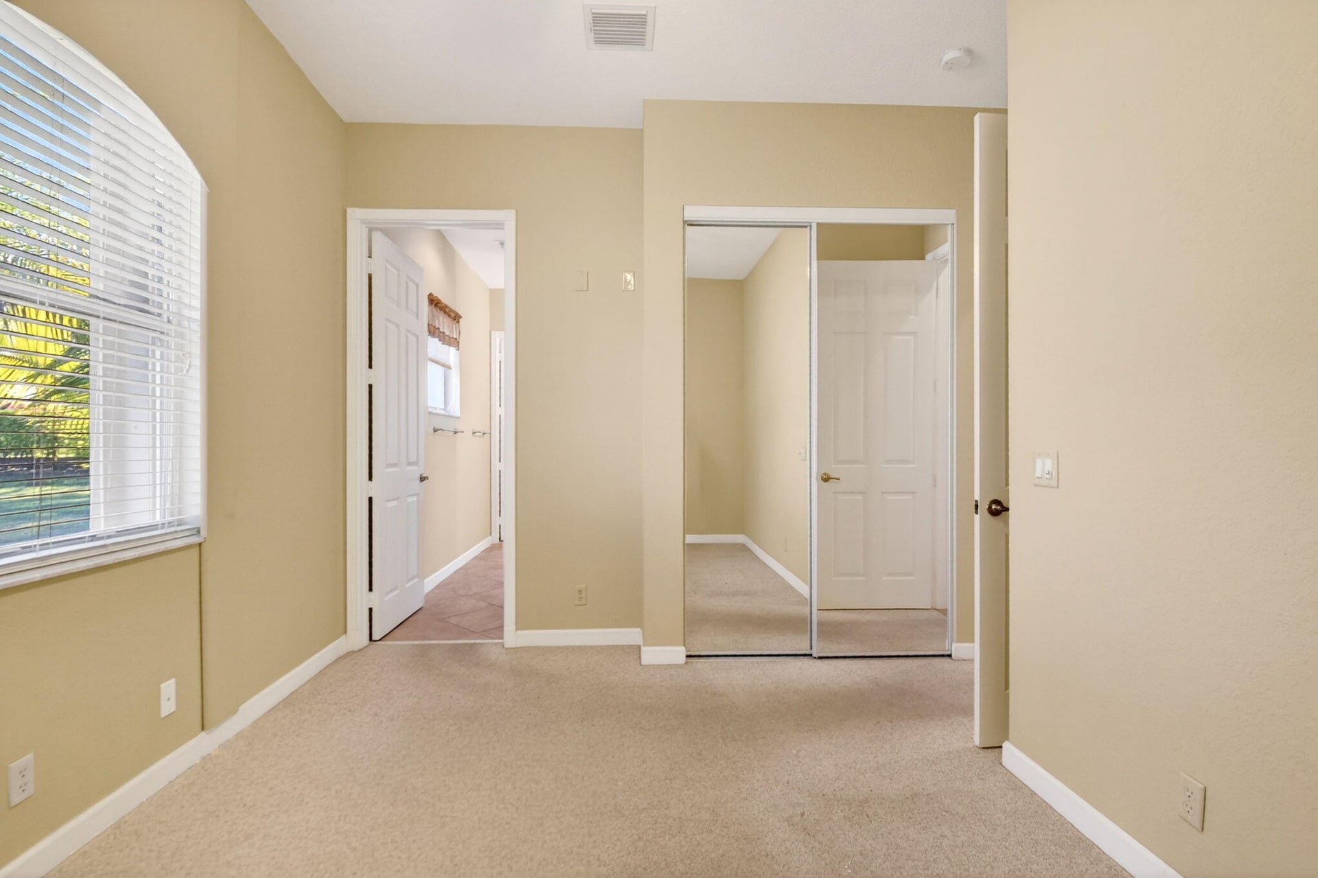 Residence photo 35