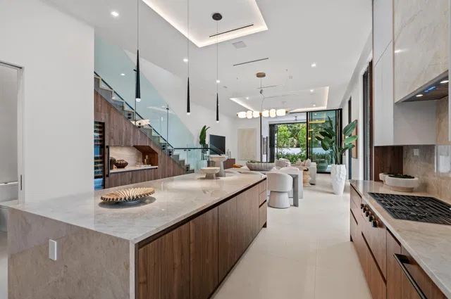 Palm Trail Delray Beach Residence photo 11