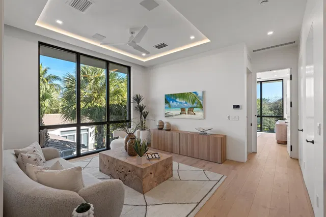 Palm Trail Delray Beach Residence photo 19