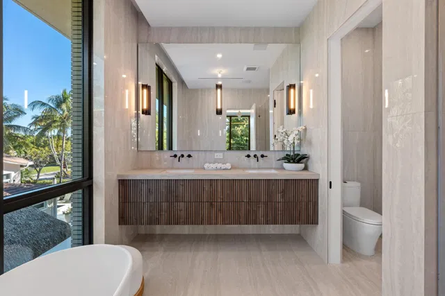 Palm Trail Delray Beach Residence photo 25
