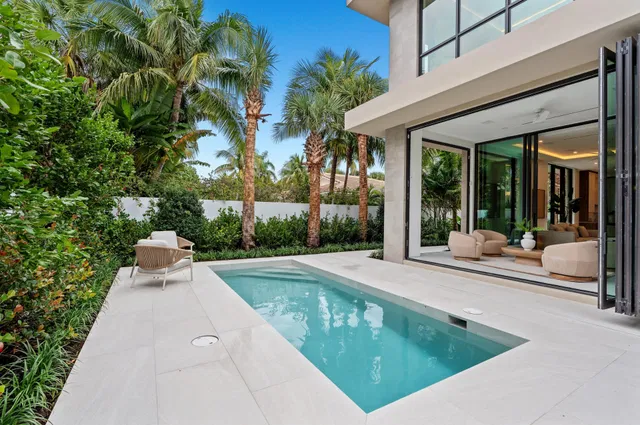 Palm Trail Delray Beach Residence photo 44