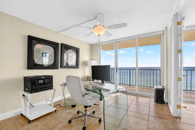 Unit 5020 photo 15