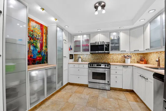 Unit 5020 photo 21