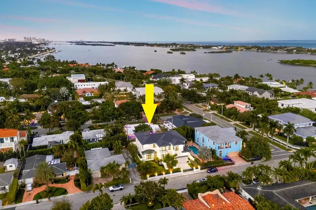 SoSo West Palm Beach Residence photo 3