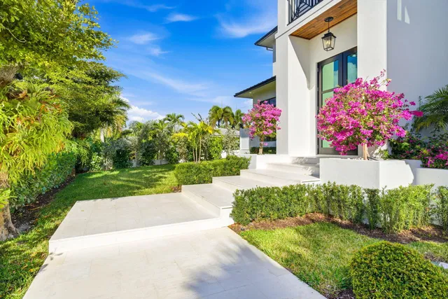 SoSo West Palm Beach Residence photo 5