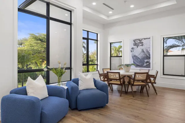 SoSo West Palm Beach Residence photo 26