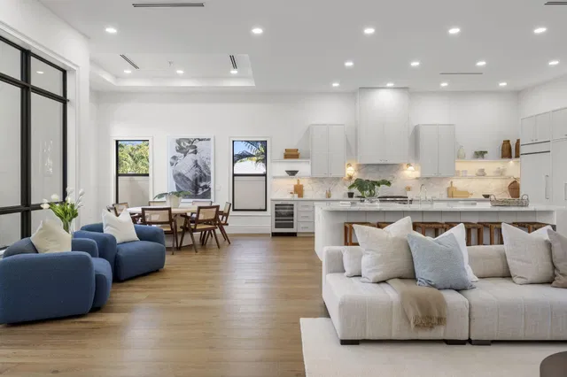 SoSo West Palm Beach Residence photo 39