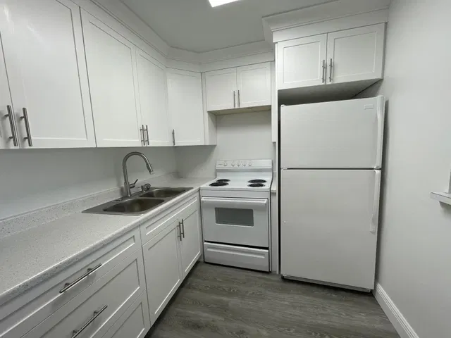 Residence photo 2