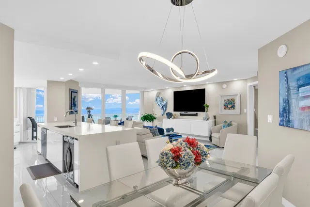 550 S Ocean Boca Unit 605 photo 5