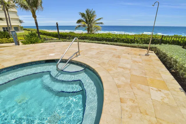 550 S Ocean Boca Unit 605 photo 32