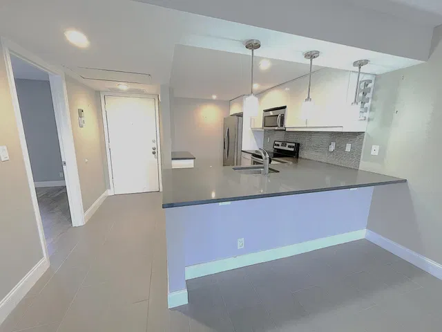 Boca Raton Unit 205 photo 2
