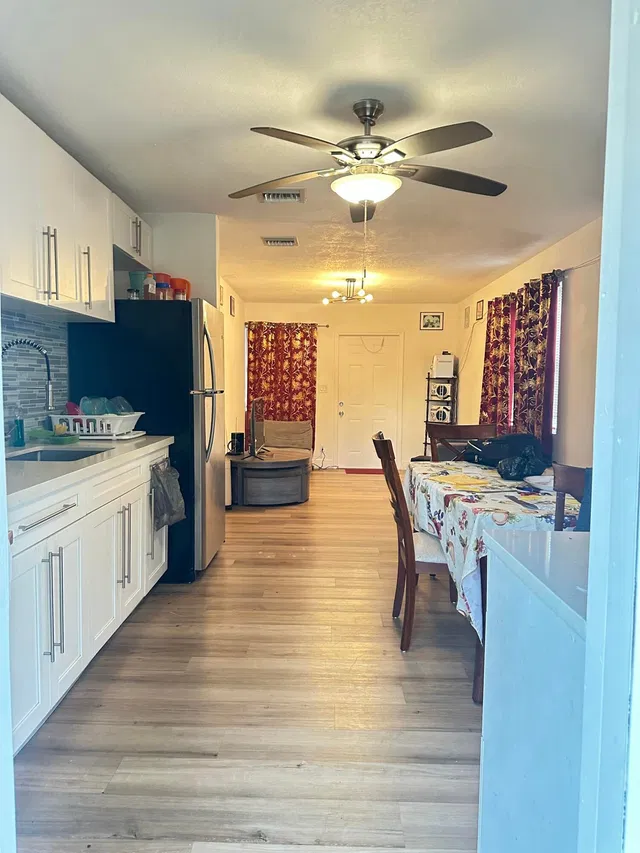 West Palm Beach Residence photo 4