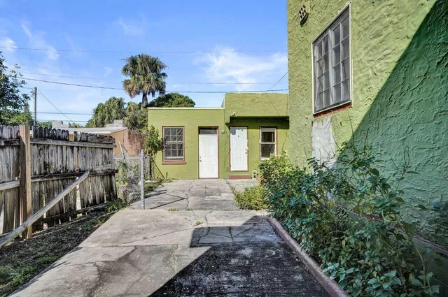 Residence photo 10