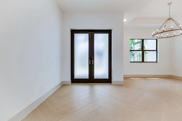 Residence photo 12