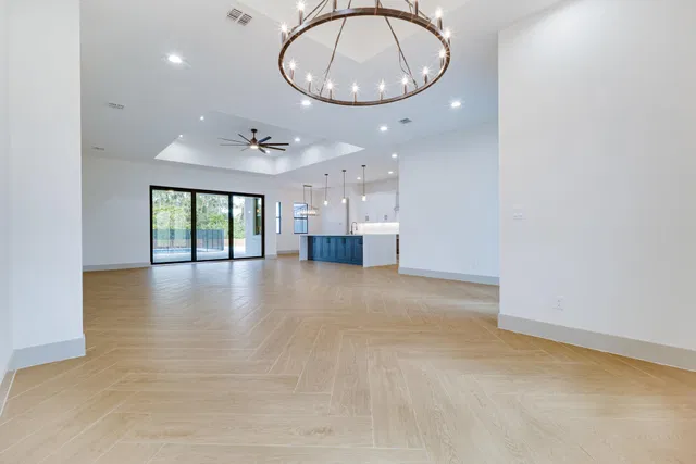  Residence photo 15