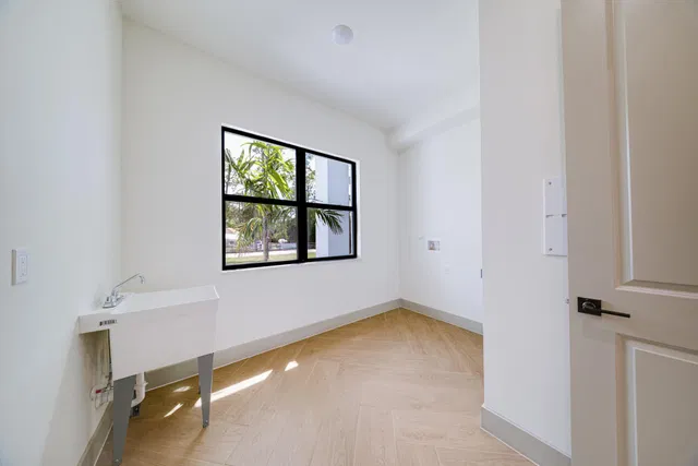  Residence photo 38