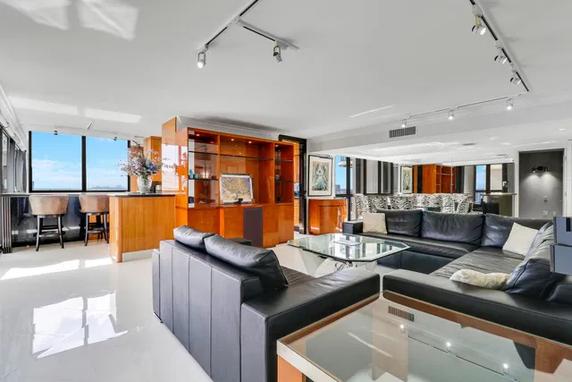 Eastpointe Singer Island Unit 20b photo 18