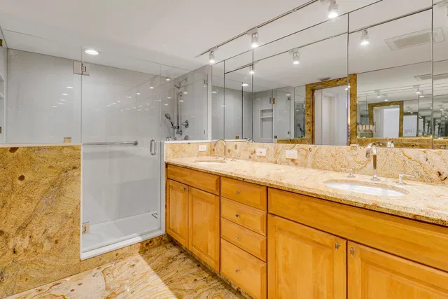Eastpointe Singer Island Unit 20b photo 20