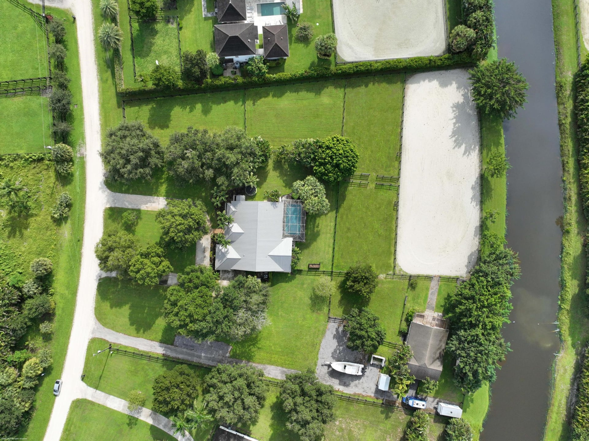 Saddle Trail Park Residence photo 11