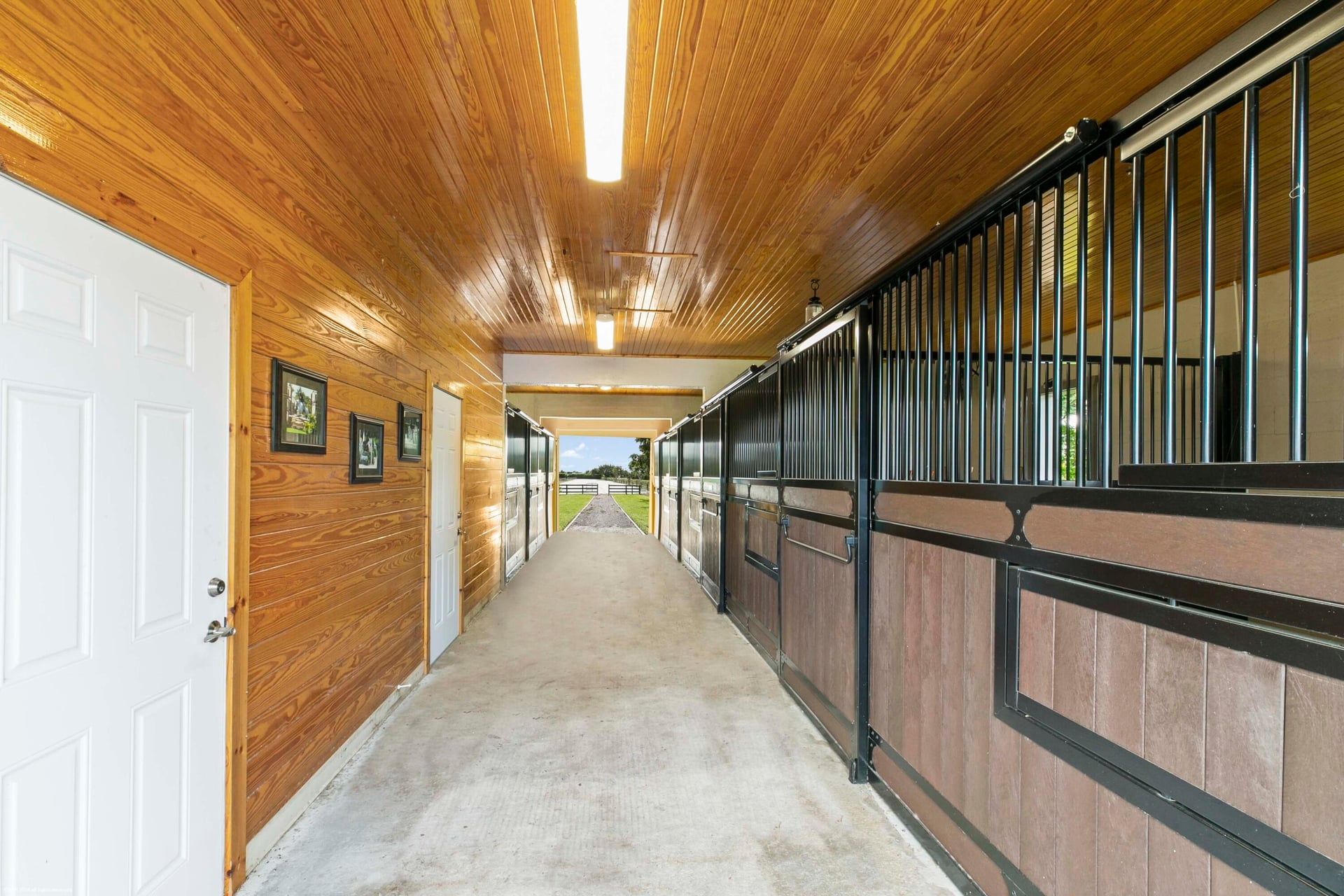 Saddle Trail Park Residence photo 18