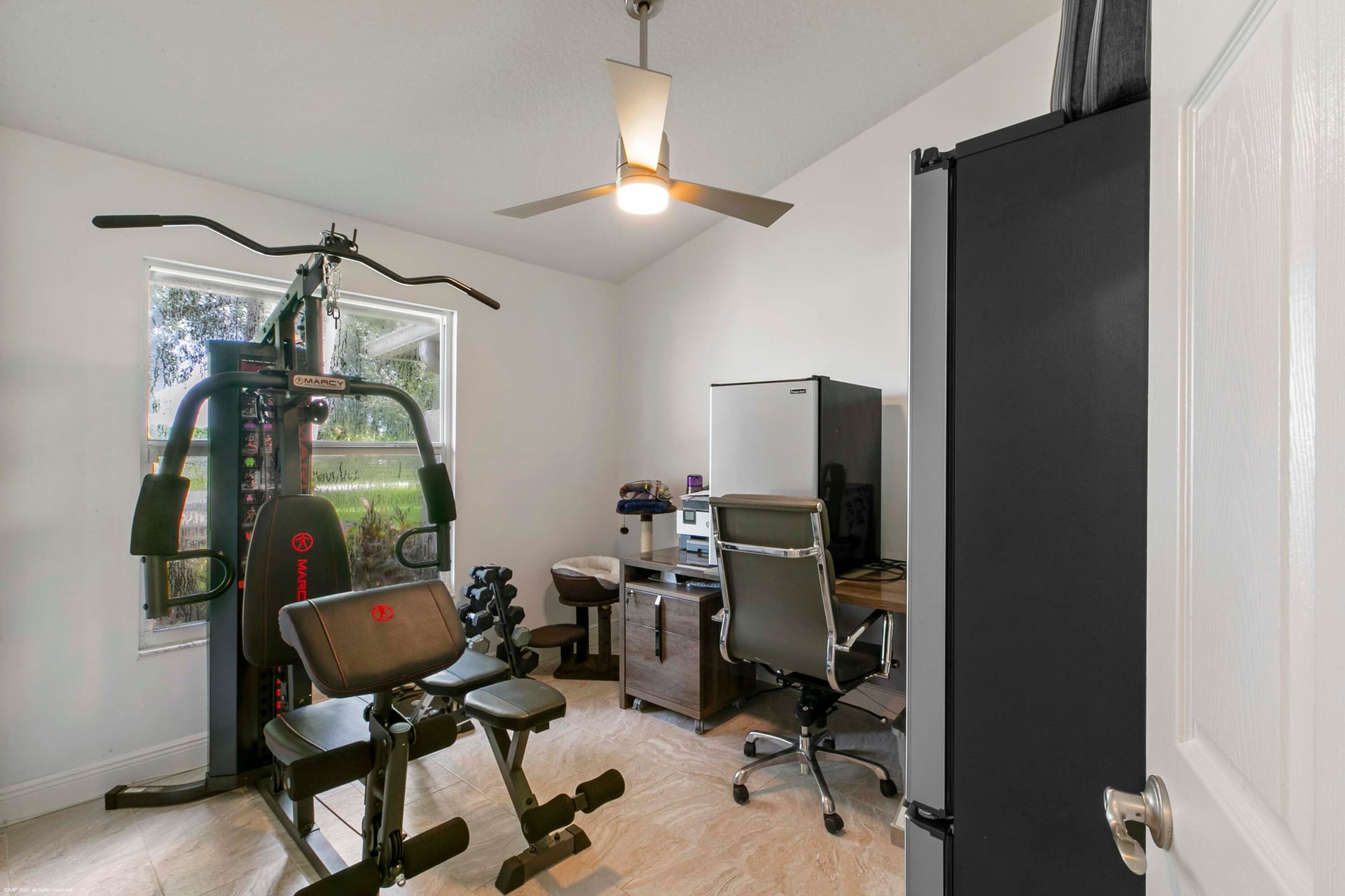 Saddle Trail Park Residence photo 43