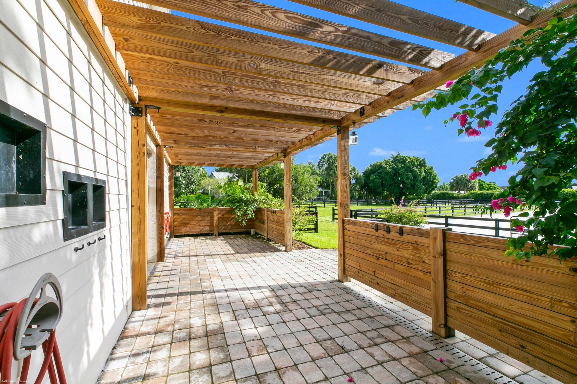 Saddle Trail Park Residence photo 55