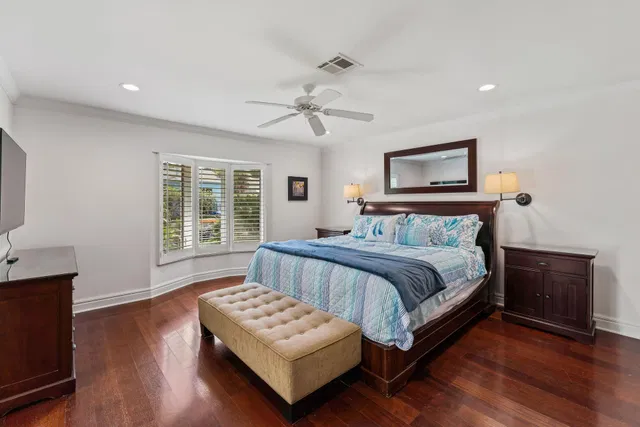Residence photo 16