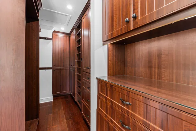 Residence photo 18