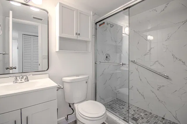  Unit 102 photo 14