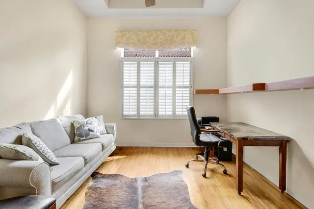  Residence photo 19