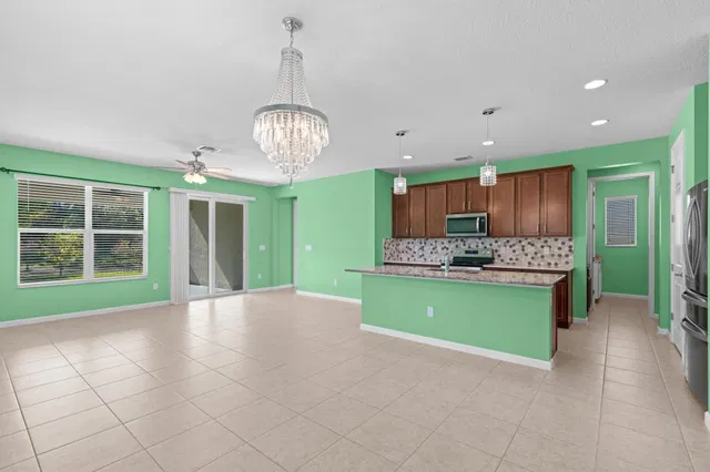 Residence photo 9