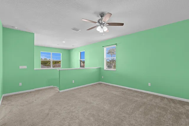 Residence photo 20