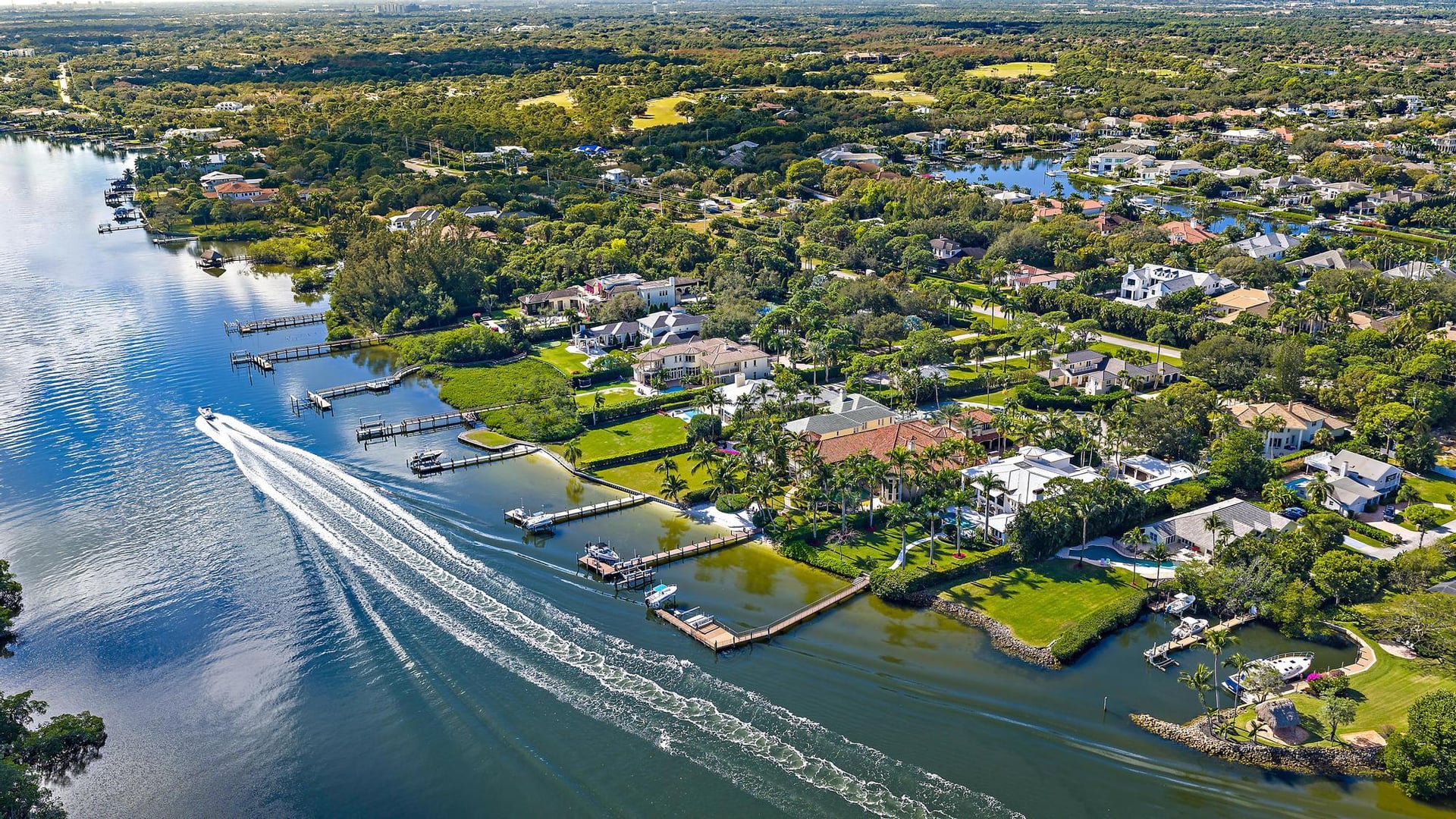 Admirals Cove Residence photo 3