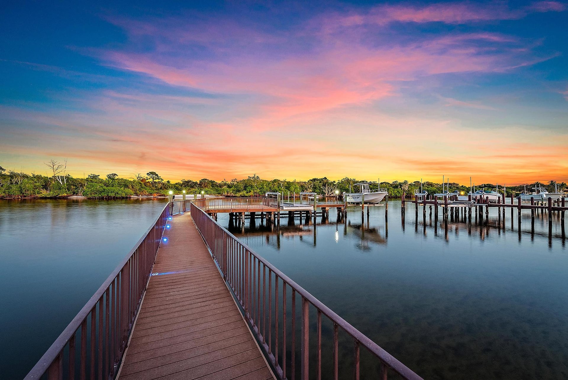 Admirals Cove Residence photo 4