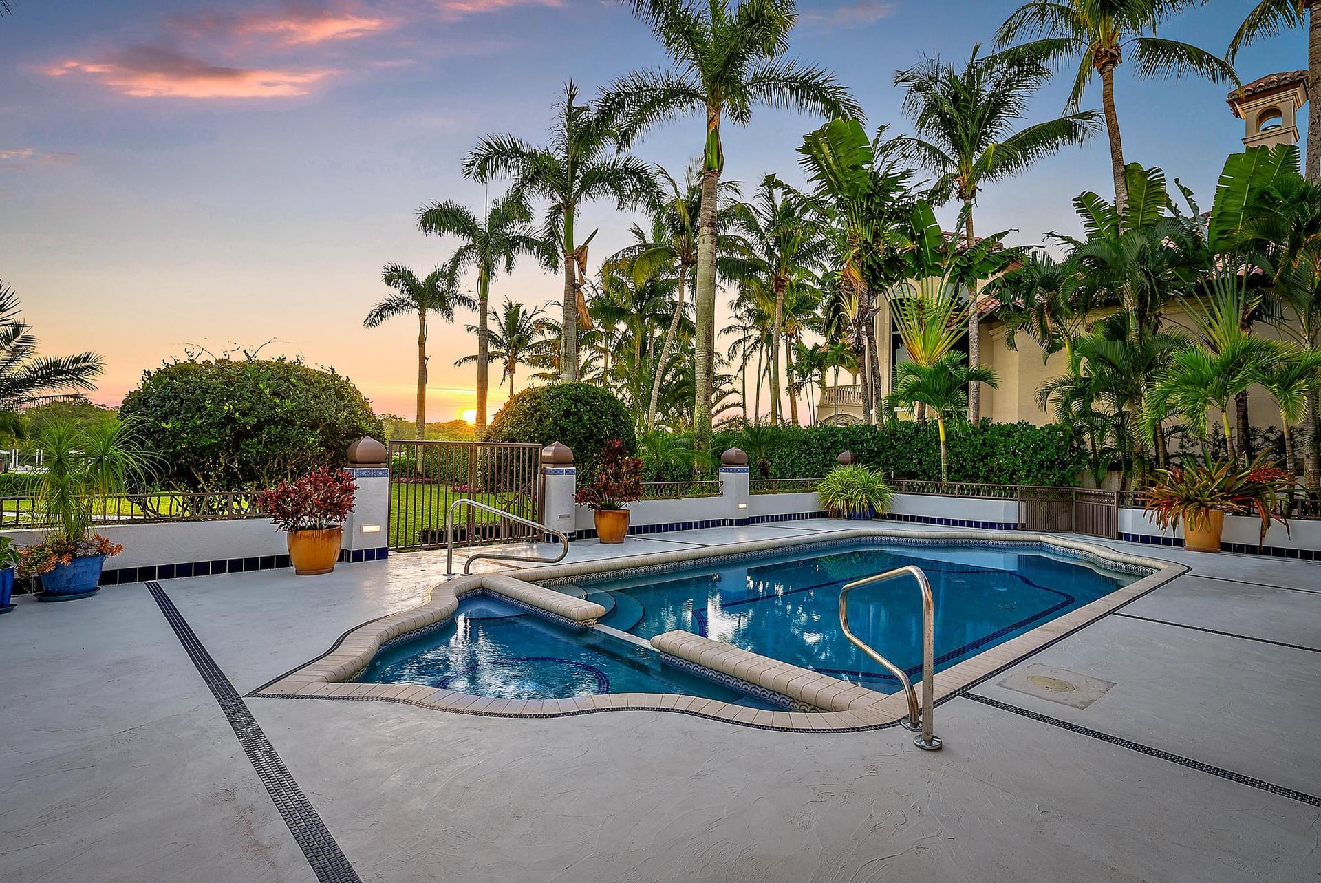 Admirals Cove Residence photo 9