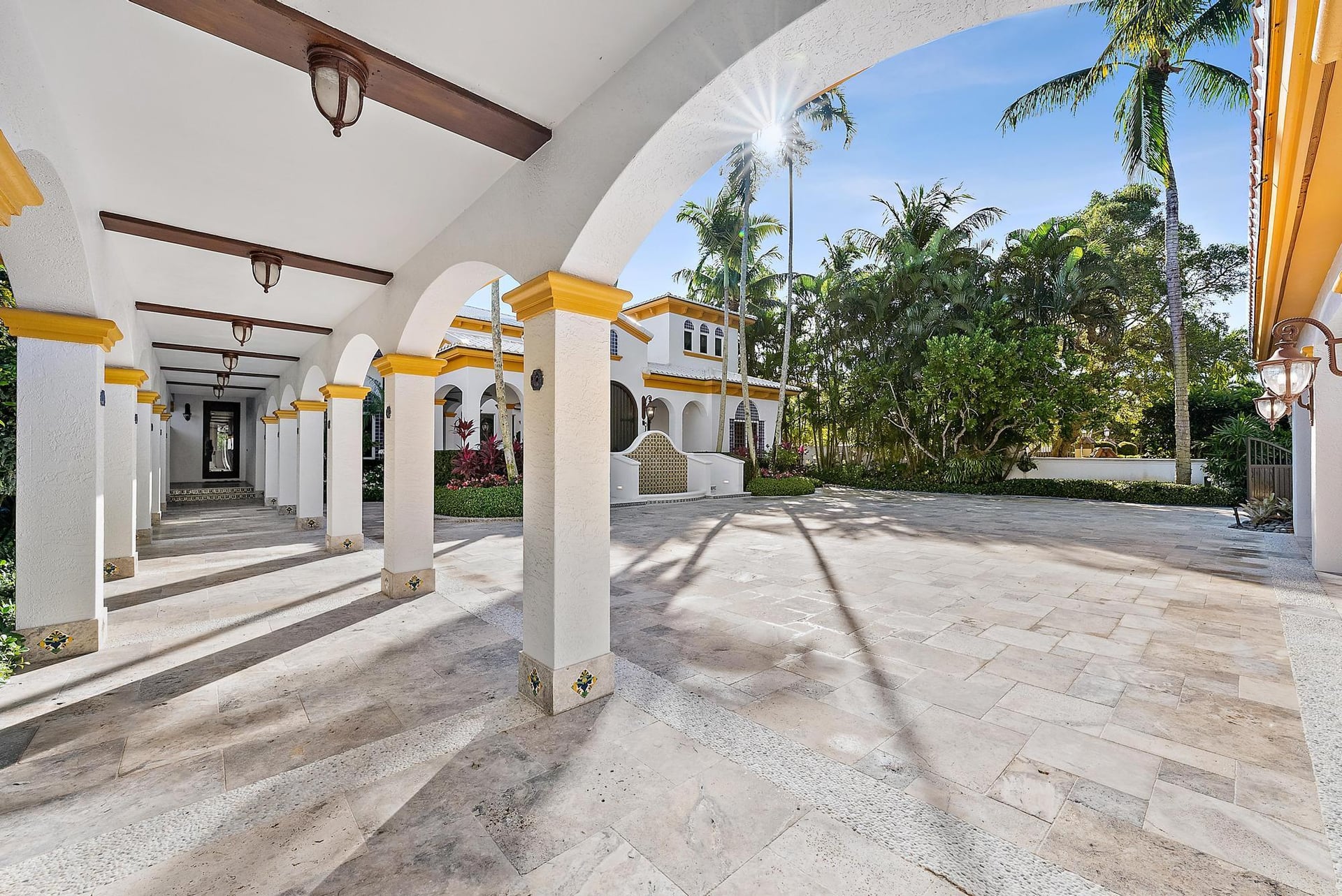 Admirals Cove Residence photo 21