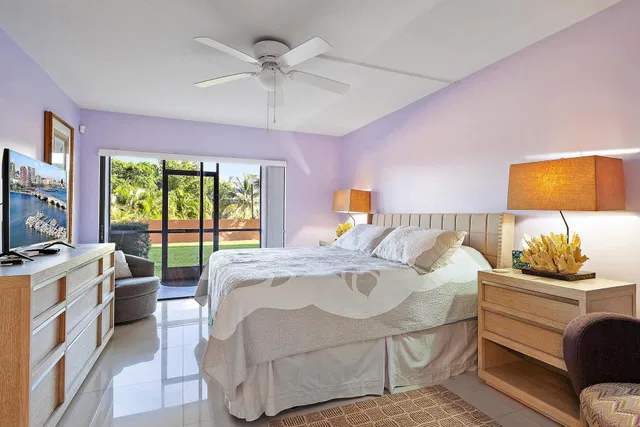 Unit 119 photo 17