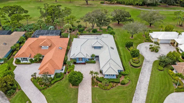 Willoughby Golf Club Residence photo 4
