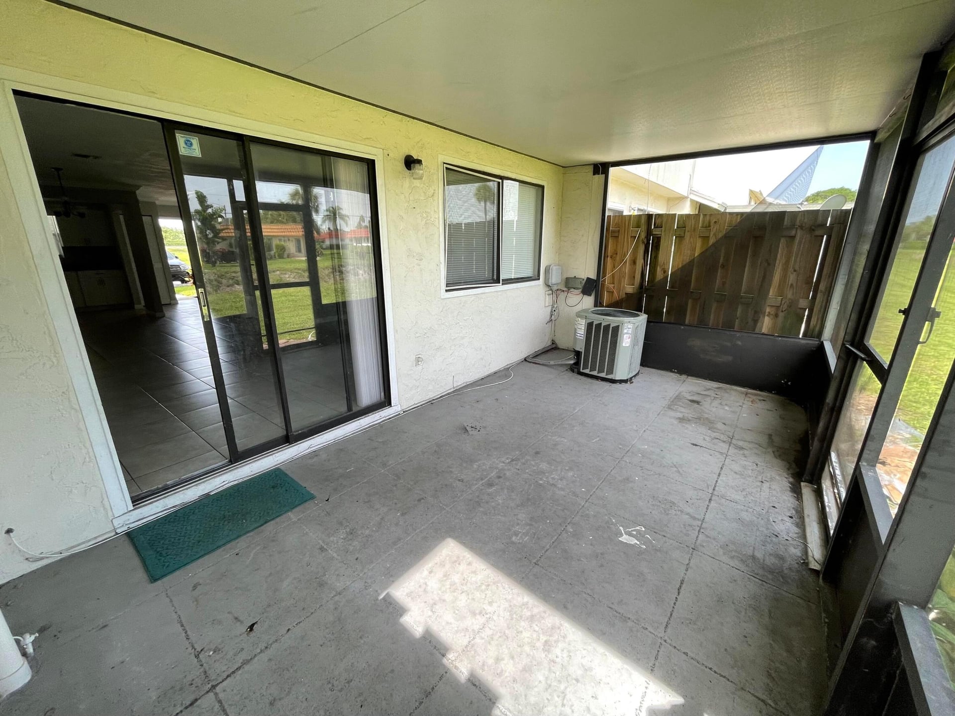 Residence photo 10