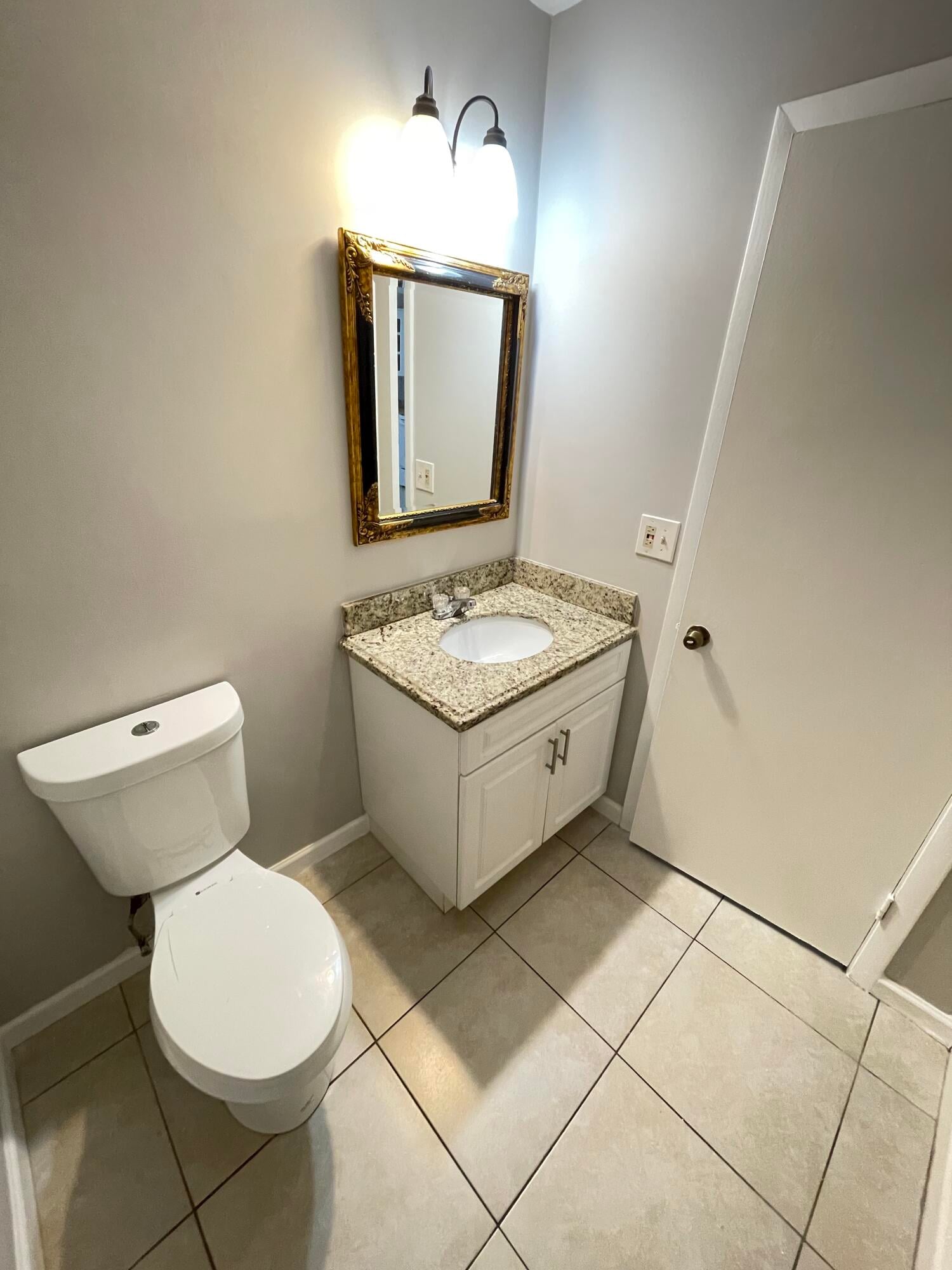 Residence photo 12
