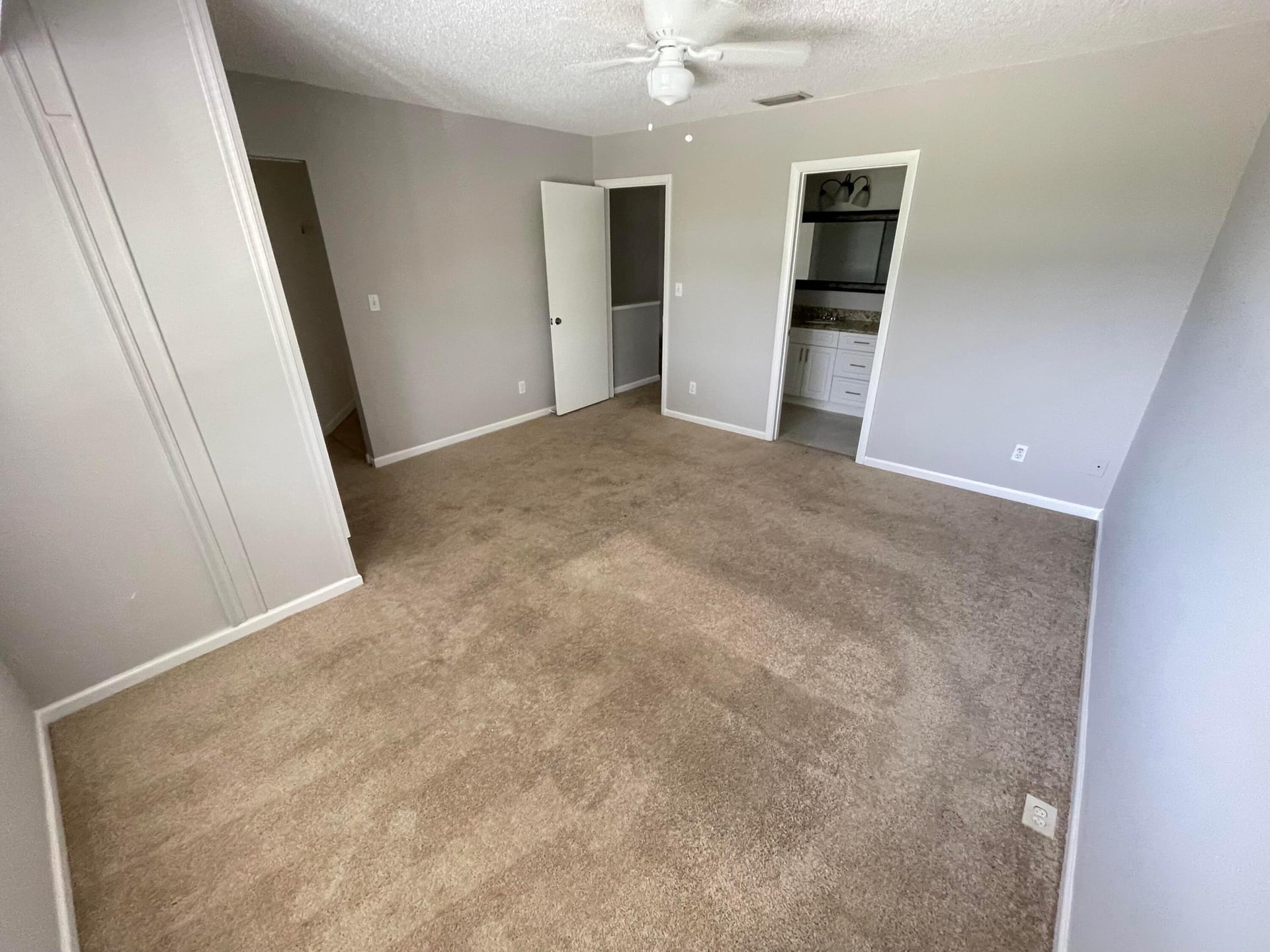 Residence photo 15