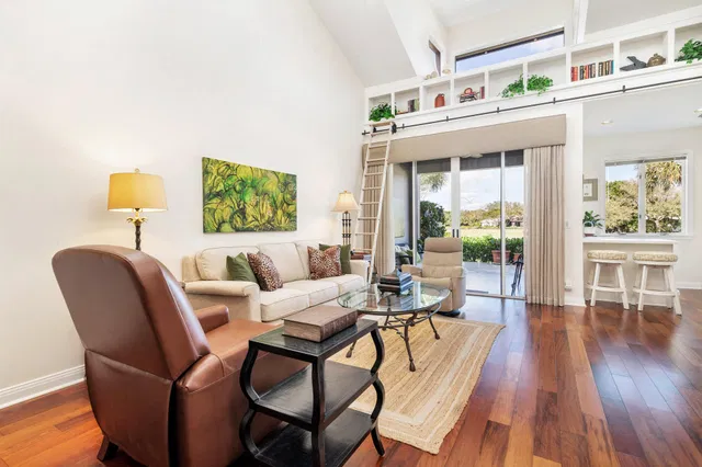 Jupiter Hills Residence photo 8
