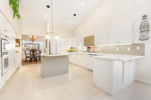Jupiter Hills Residence photo 12