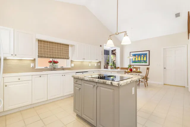 Jupiter Hills Residence photo 15