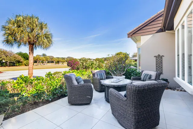 Jupiter Hills Residence photo 32
