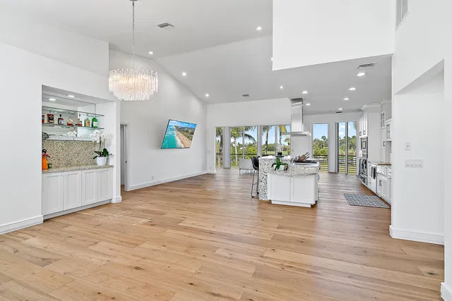 Admirals Cove Residence photo 3
